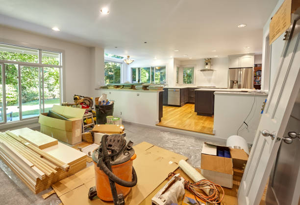 Professional Backsplash Installation technician working in Haverford, PA